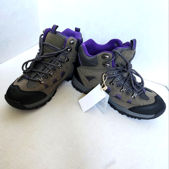 NWB- Mountain Wearhouse Adventurer Waterproof Women's Boots Hiking Outdo… - Picture 1 of 8